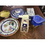 Mixed lot of ceramics to include Yuan pattern cheese dish, Barker Bros bowl, large cockerel etc. (