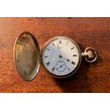 Waltham gents hunter pocket watch gross wt 97.6 gms