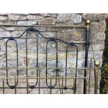 Double brass & iron bedstead, 4' 6'' wide.