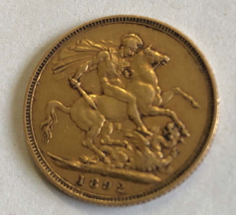 Victorian gold sovereign 1892. - Image 2 of 2