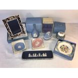 Wedgwood collection, Jasper ware, pottery photo frame, pin dishes (8)