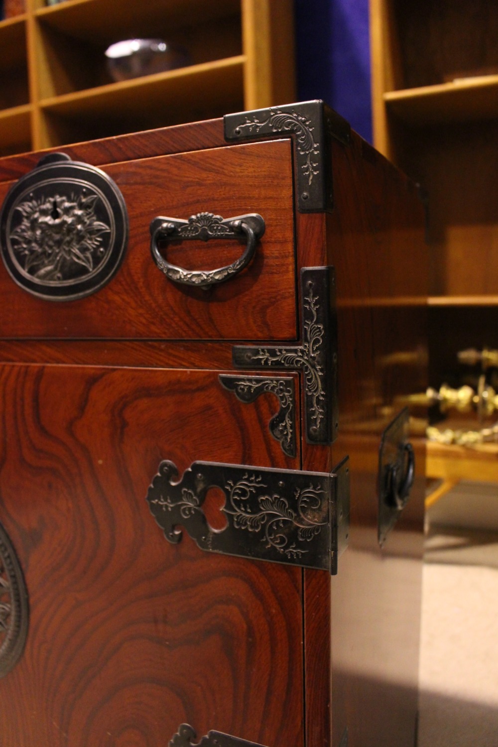 A JAPANESE 'SENDAI TANSU' CHEST, 20TH CENTURY, possibly Zelkova, with metal banding and mounts, - Image 4 of 6