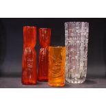 A MIXED LOT OF MID CENTURY MODERN DECORATIVE GLASS, includes (i) A Whitefriars 'Random Strapping'