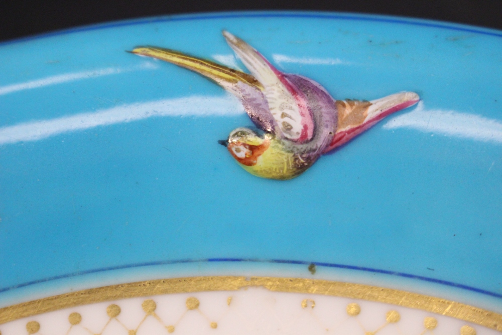 TWO PLATES, (i) An Aynsley fine bone china plate, with bird & fruit basket decoration, 11" diam - Image 6 of 6