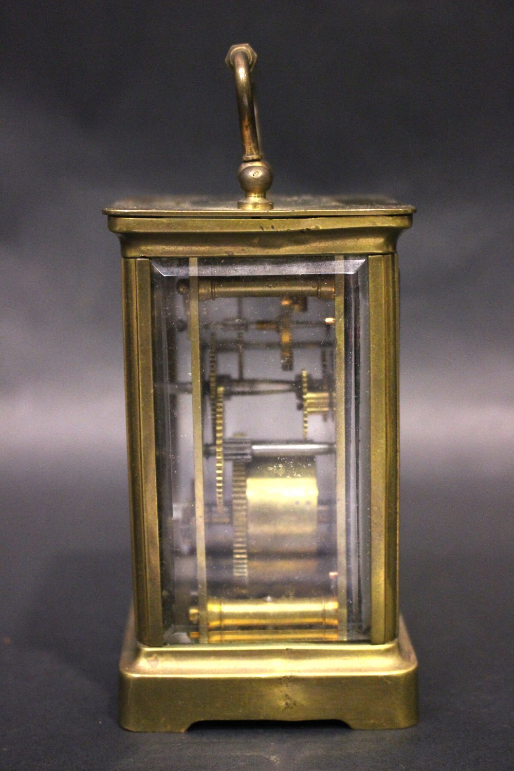 A FRENCH CASH CARRIAGE CLOCK, brass frame, bevelled glass on all sides, 5" x 4" x 3.5" approx case - Image 5 of 7