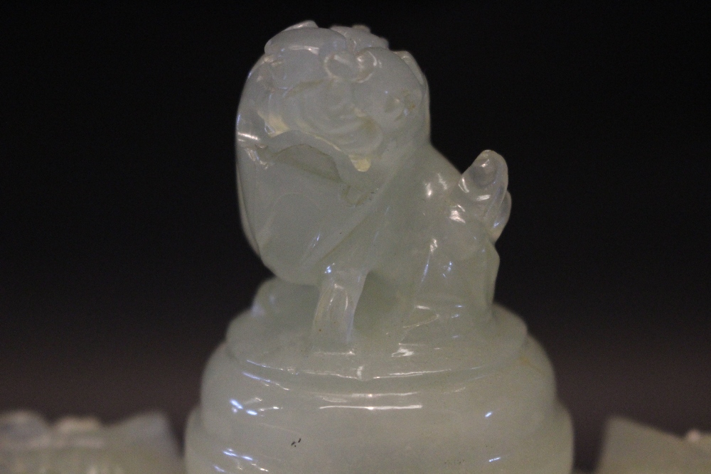 A CARVED JADE TWO HANDLED CENSER WITH LID, the lid having an open mouthed guardian lion, the handles - Image 2 of 5