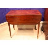 A VERY FINE GEORGIAN PEMBROKE TABLE, with string inlaid trim, single drawer to one side, faux drawer