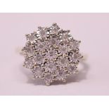 A 9CT YELLOW GOLD DIAMOND CLUSTER RING, diamonds 1.95cts