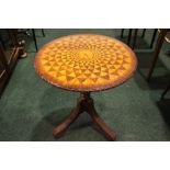A FINE MARQUETRY INLAID CENTRE / SIDE TABLE, with circular top having spirographic marquetry