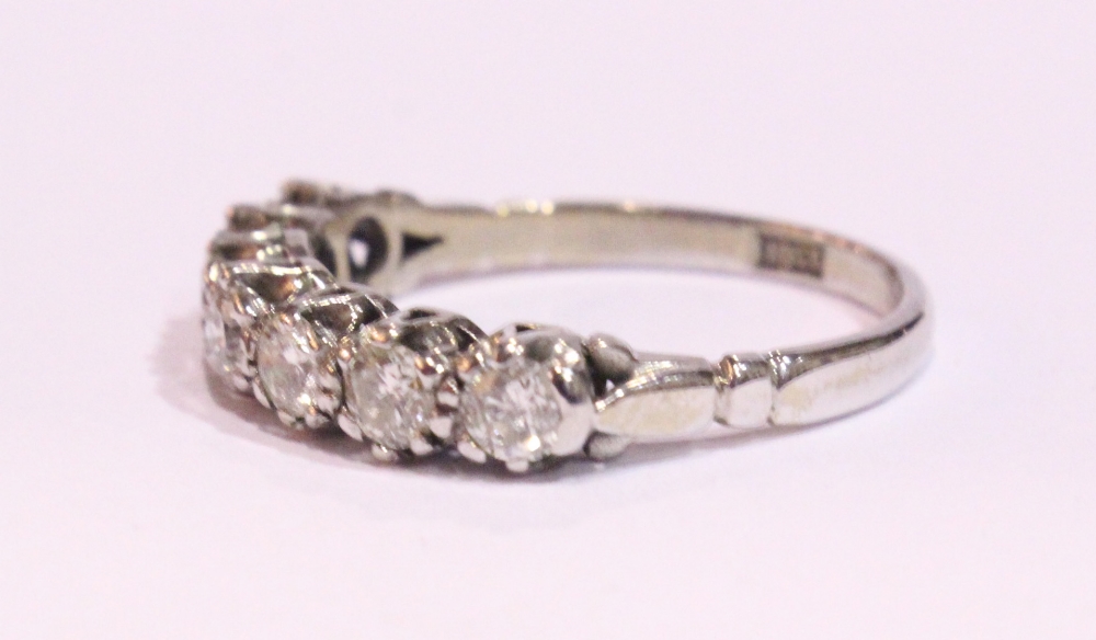 AN 18CT WHITE GOLD 7 STONE DIAMOND RING, 1.50 cts - Image 2 of 2