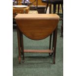 A SMALL DROP LEAF 'SUTHERLAND' TABLE, with double gate leg, 22" x 9" x 25" approx down