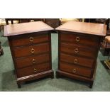 A PAIR OF 4 DRAWER MAHOGANY CHESTS, 28" x 21" x 18" approx each