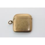 A Victorian 9ct gold vesta case with engraved initials, Chester 1895