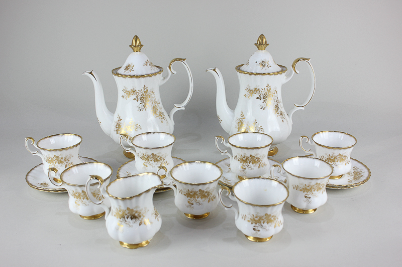 A Royal Albert porcelain Antoinette pattern part coffee set, including two coffee pots, milk jug (