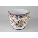 A 19th century Derby cache pot with Imari decoration and gilt shell handles, 18cm high, mark to