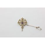 An amethyst and split pearl pendant in 15ct gold