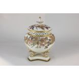 A 19th century George Grainger & Co Worcester porcelain pot pourri jar and cover, with inner