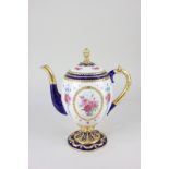 A Franklin Mint House of Faberge, The Faberge Egg Imperial teapot (a/f)