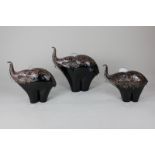 A set of three graduated Murano glass elephants, by Formia (Fornace Mian), with etched signature