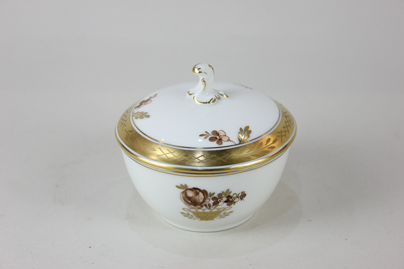 A Royal Copenhagen porcelain jar and cover with gilt and floral design, number 9250 (a/f)