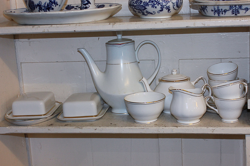 A Paragon porcelain Athena pattern part coffee service comprising twenty-one cups and nineteen - Image 2 of 2