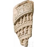 Relieffragment von einer Bogenverkleidung, Gandhara, 1. Jhdt.Relieffragment von einer