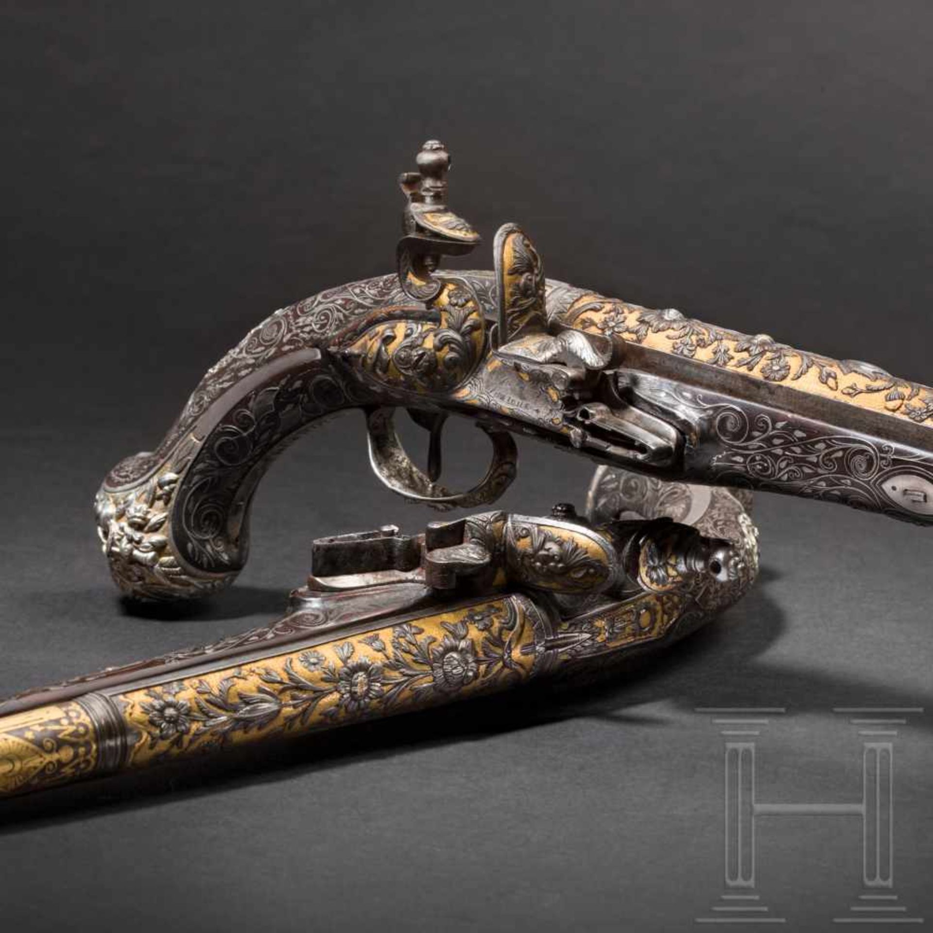 Ein Paar eisengeschnittene Luxus-Orientpistolen für den orientalischen Markt, Frankreich, um 1810/