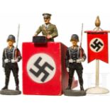 Hausser Elastolin, Hitler am großen Rednerpult stehend, Standarte und zwei SS LAH