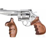 Smith & Wesson Mod. 627-PC, "The .357 Magnum Stainless" 1998 Lew Horton Special Eight-Shot,