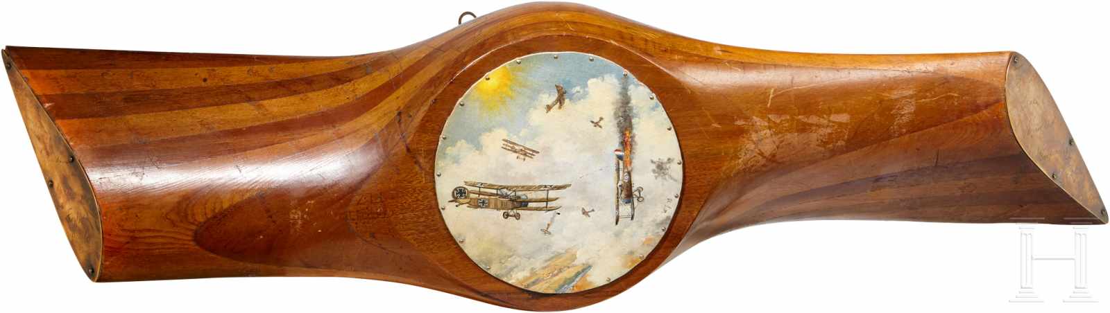 PropellerfragmentPropellerfragment aus Holz der Fliegertruppe des 1. Weltkriegs. Die verkürzten Arme - Image 2 of 6