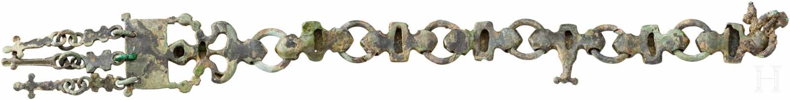 Teil eines Schwertgurtes, keltisch, 5. - 1. Jhdt. v. Chr.Schwere bronzene Kette eines - Image 2 of 2