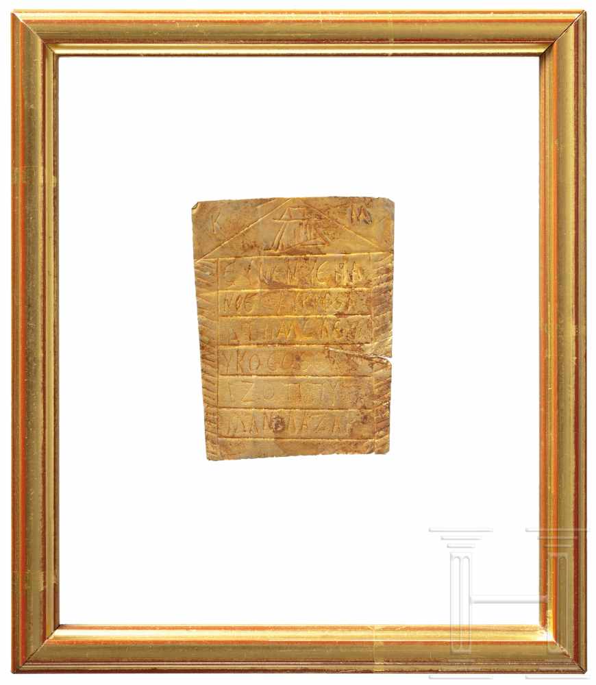 Goldenes Amulett-Täfelchen, römisch, 1. - 4. Jhdt. n. Chr.Rechteckiges, dünnes Goldblech mit - Image 2 of 2