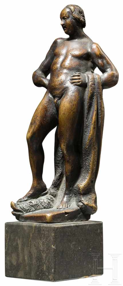 Bronze-Figurine des Herkules, Italien, 17. Jhdt.Bronze mit schöner Alterspatina. Darstellung des - Image 2 of 3