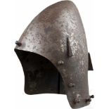 Beckenhaube, Sammleranfertigung im Stil des 14. Jhdts.Einteilig geschlagene, im Stirnbereich