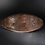 Früheisenzeitliches Gürtelblech aus Bronze, Villanova-Kultur, 8. Jhdt. v. Chr.Monumentale
