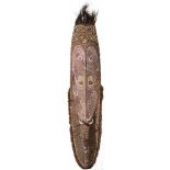 Große Maske, Sepik-Fluss, Papua-NeuguineaHochovale, rs. hohl gearbeitete Maske. Vorderseite mit