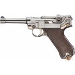 Pistole 08, Erfurt 1918Kal. 9 mm Luger, Nr. 9240, Nummerngleich inkl. Schlagbolzen und Griffschalen.