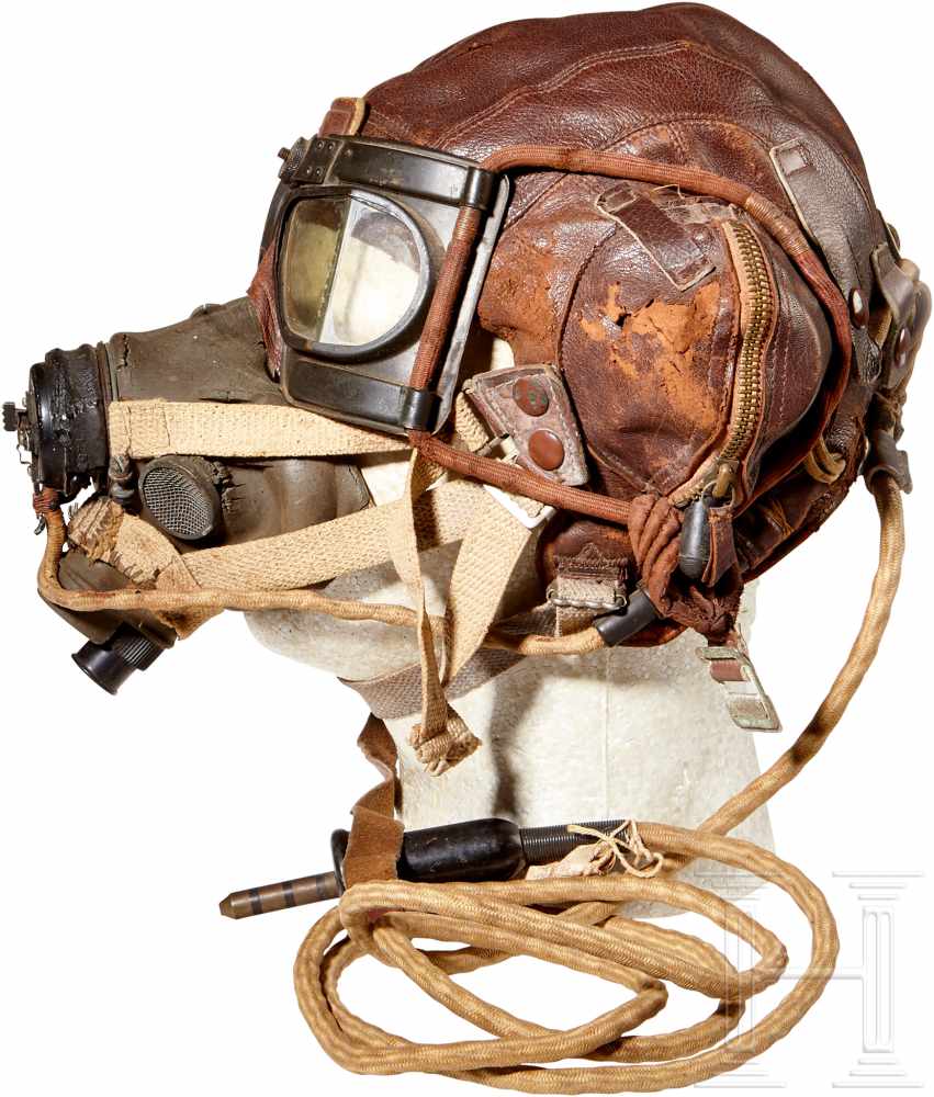 A Royal Air Force "Battle of Britain" Flight HeadgearType "B" British aviation helmet, early MKIV - Image 3 of 6