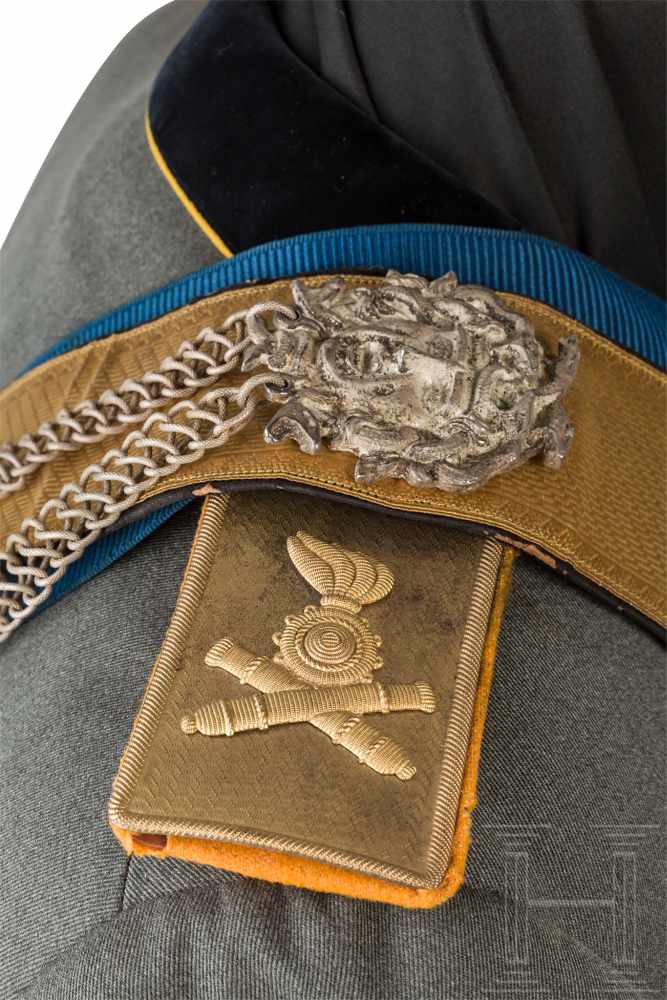 Uniform M 34 für einen Hauptmann des Feldartillerie-Regiments Nr. 13Schirmmütze mit Deckel aus - Image 3 of 4