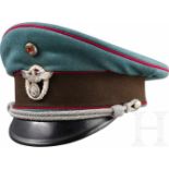 Schirmmütze für Offiziere der GemeindepolizeiPolizeigrüner Gabardine (Mottenspuren) mit braunem
