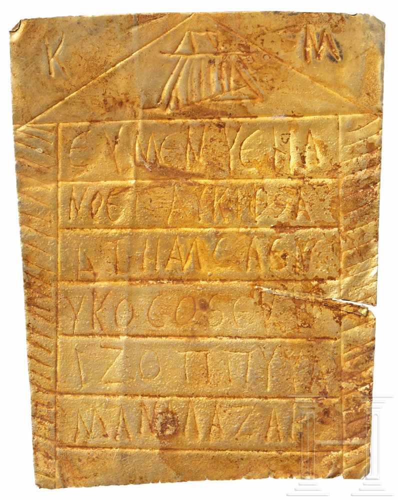 Goldenes Amulett-Täfelchen, römisch, 1. - 4. Jhdt. n. Chr.Rechteckiges, dünnes Goldblech mit