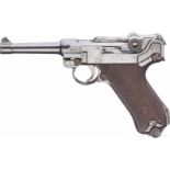 Pistole 08, DWM 1916Kal. 9 mm Luger, Nr. 6810f, Nummerngleich inkl. Schlagbolzen und Griffschalen.