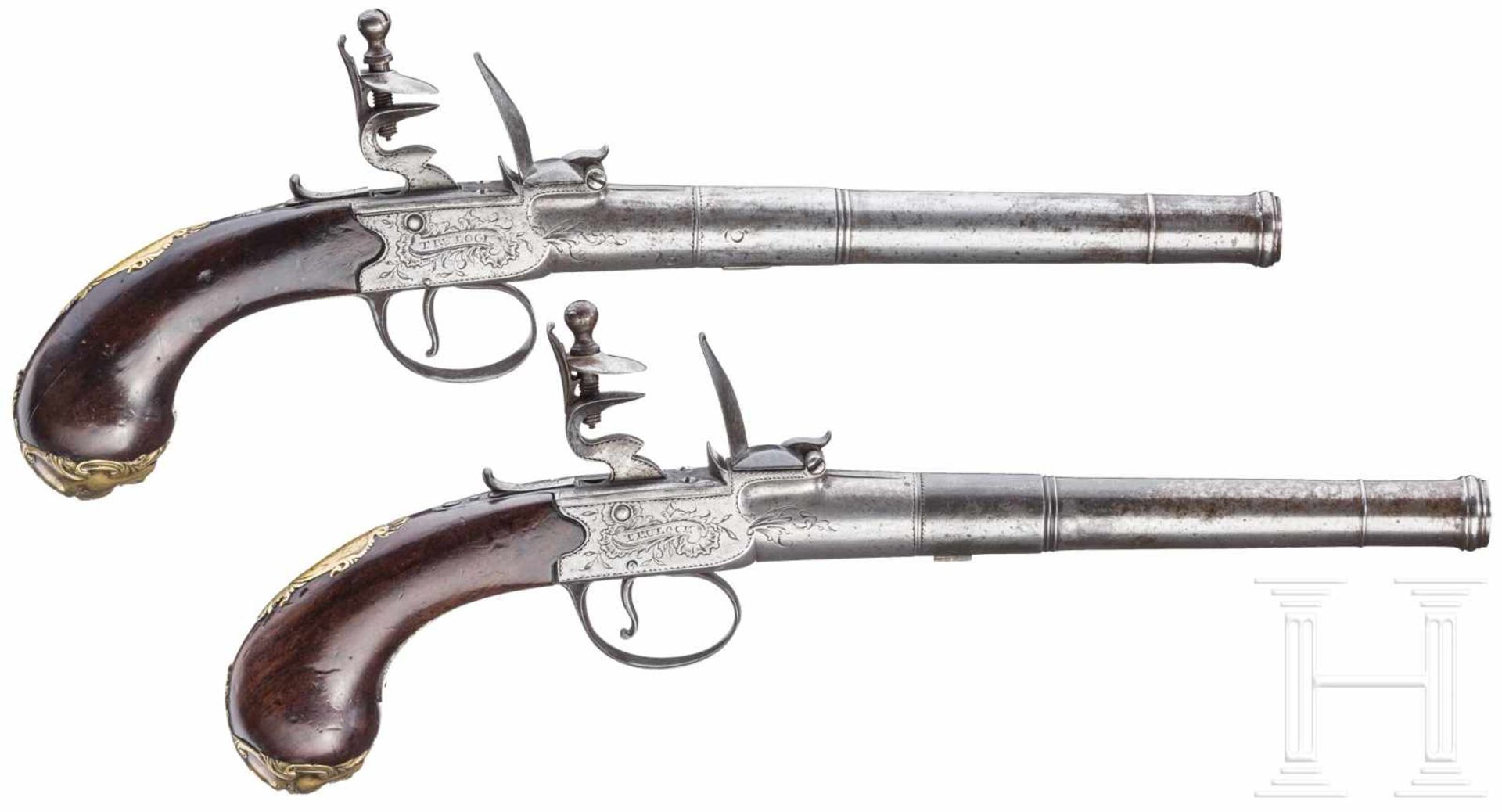 Ein Paar Queen-Anne-Pistolen, Trulock, Dublin, um 1730Abschraubbare runde Läufe mit kanonierten