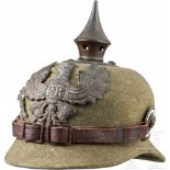 Helm für Mannschaften aus Filzstoff, um 1915Filzglocke mit Emblem, Tellerblatt mit fester Spitze,