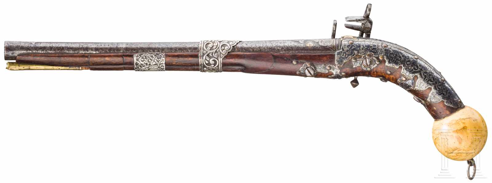 Silbermontierte Miqueletpistole, Kaukasus, 2. Hälfte 19. Jhdt.Runder Lauf mit geschnittener - Image 2 of 2