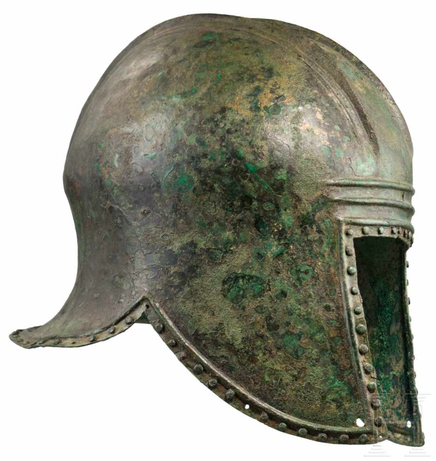 Illyrischer Helm, griechisch, 2. Hälfte 7. - 1. Hälfte 6. Jhdt. v. Chr.Bronzener Helm der - Bild 2 aus 5