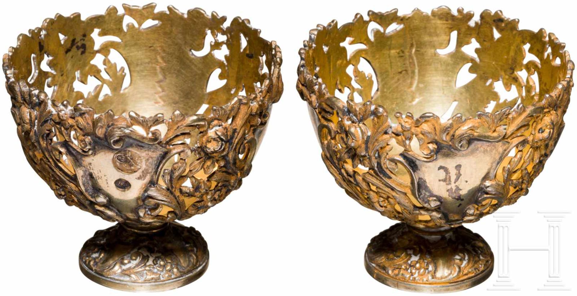 Ein Paar Zarf (Tassenhalter), osmanisch, Regierungszeit Mahmud II. (1808-39)Silber mit schwerer - Bild 2 aus 3