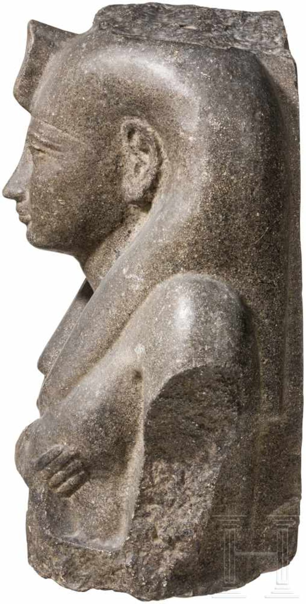 Dekorativer Abguss eines altägyptischen Isis-StandbildesDetailgetreuer Abguss des Oberteils einer - Bild 3 aus 4