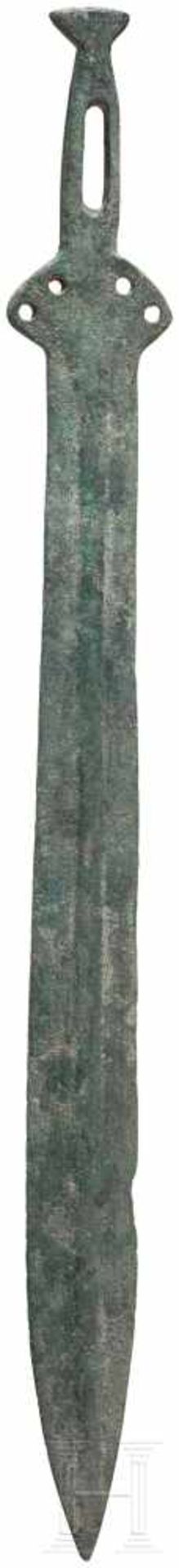 Griffzungenschwert, Frankreich, Späte Bronzezeit, 11. - 10. Jhdt. v. Chr.Bronze. Die Klinge des