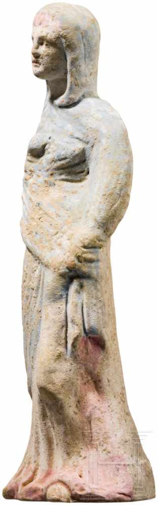 Terrakottafigur einer mit Chiton und Himation bekleideten Dame, Canosa, Apulien, 4. - 3. Jhdt. v. - Bild 3 aus 4
